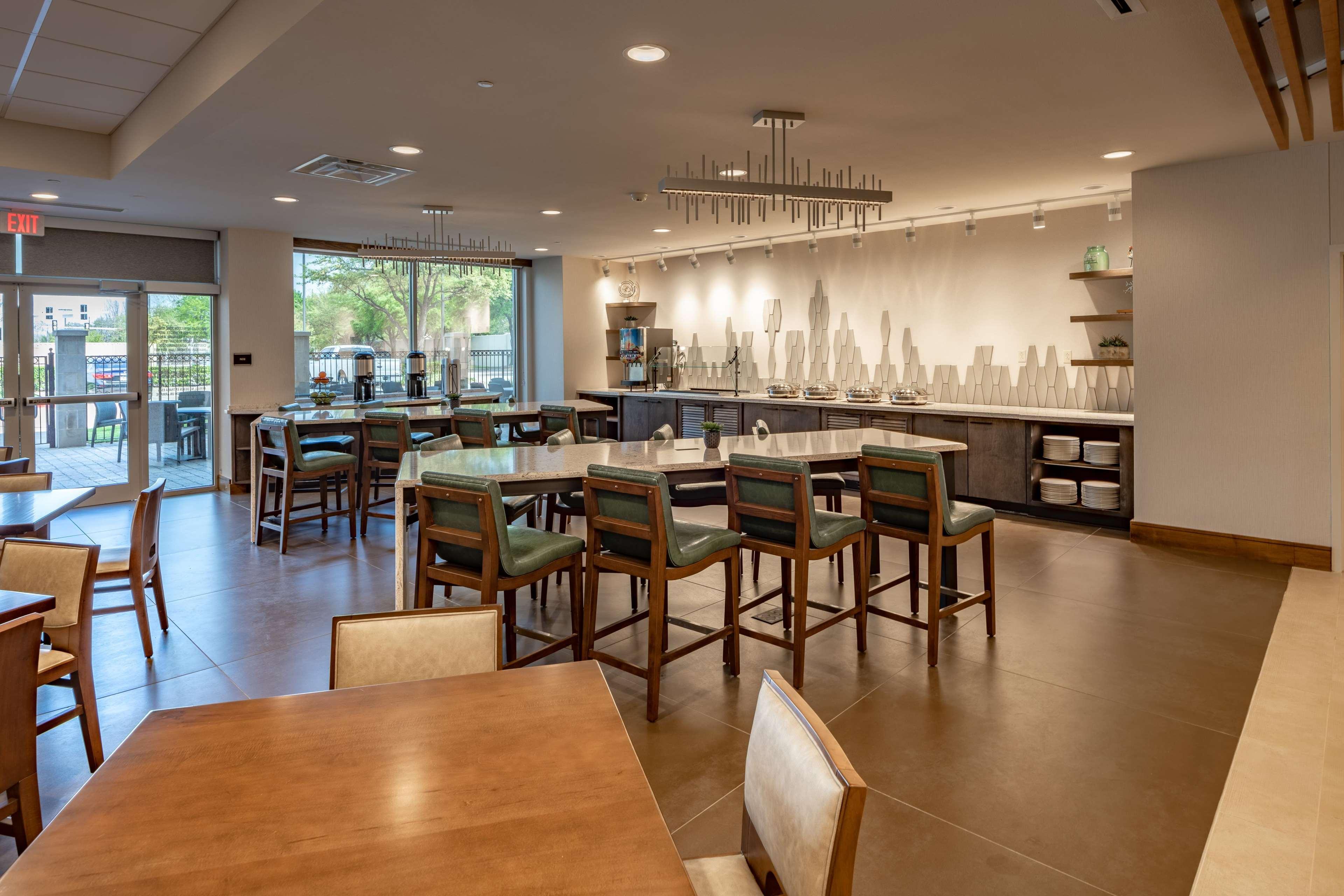 Doubletree By Hilton Dallas-farmers Branch 4*