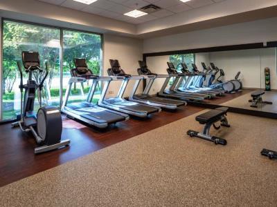 Doubletree By Hilton Dallas-farmers Branch Hotel