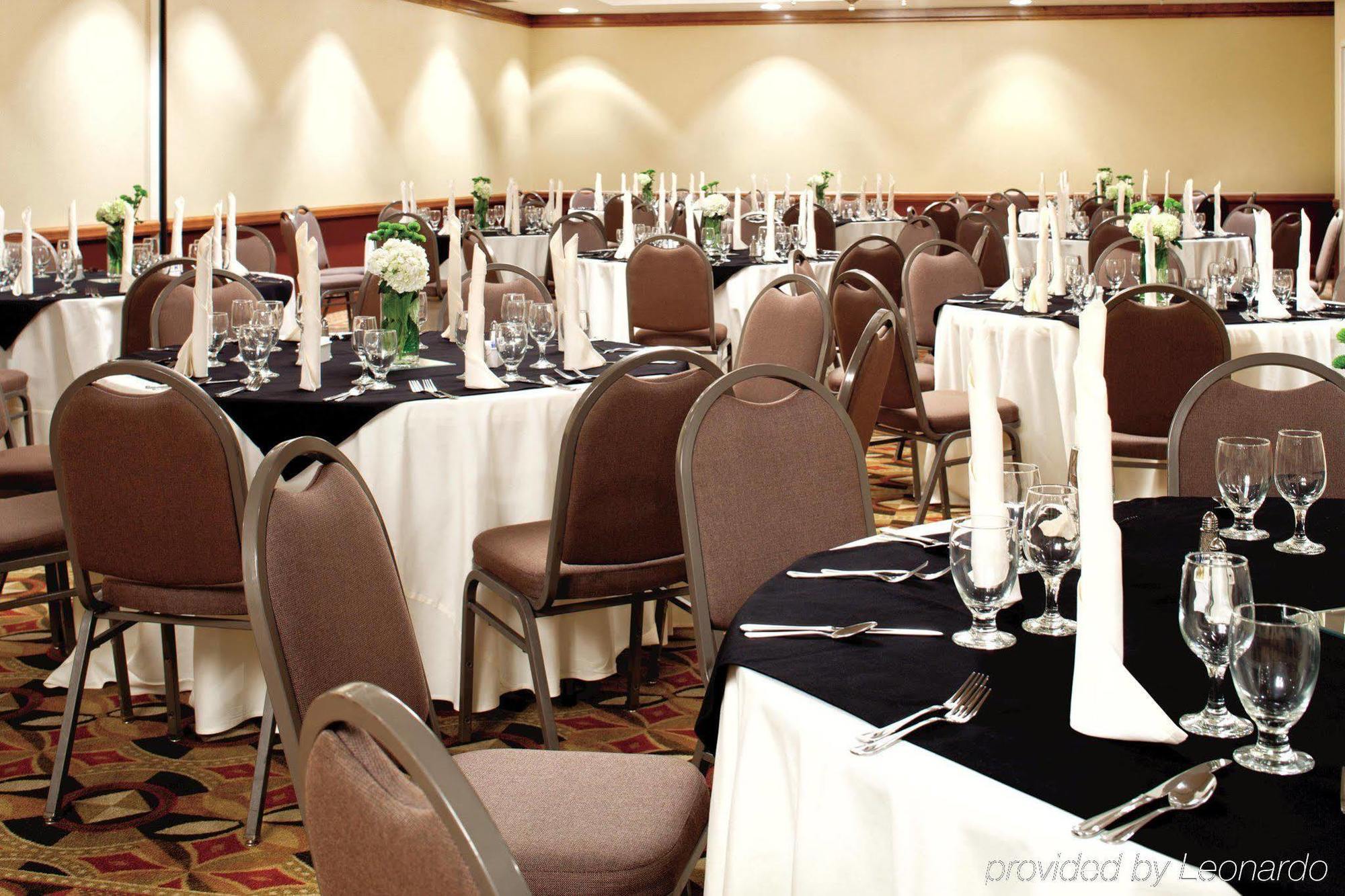 Hotel Doubletree By Hilton Dallas-farmers Branch