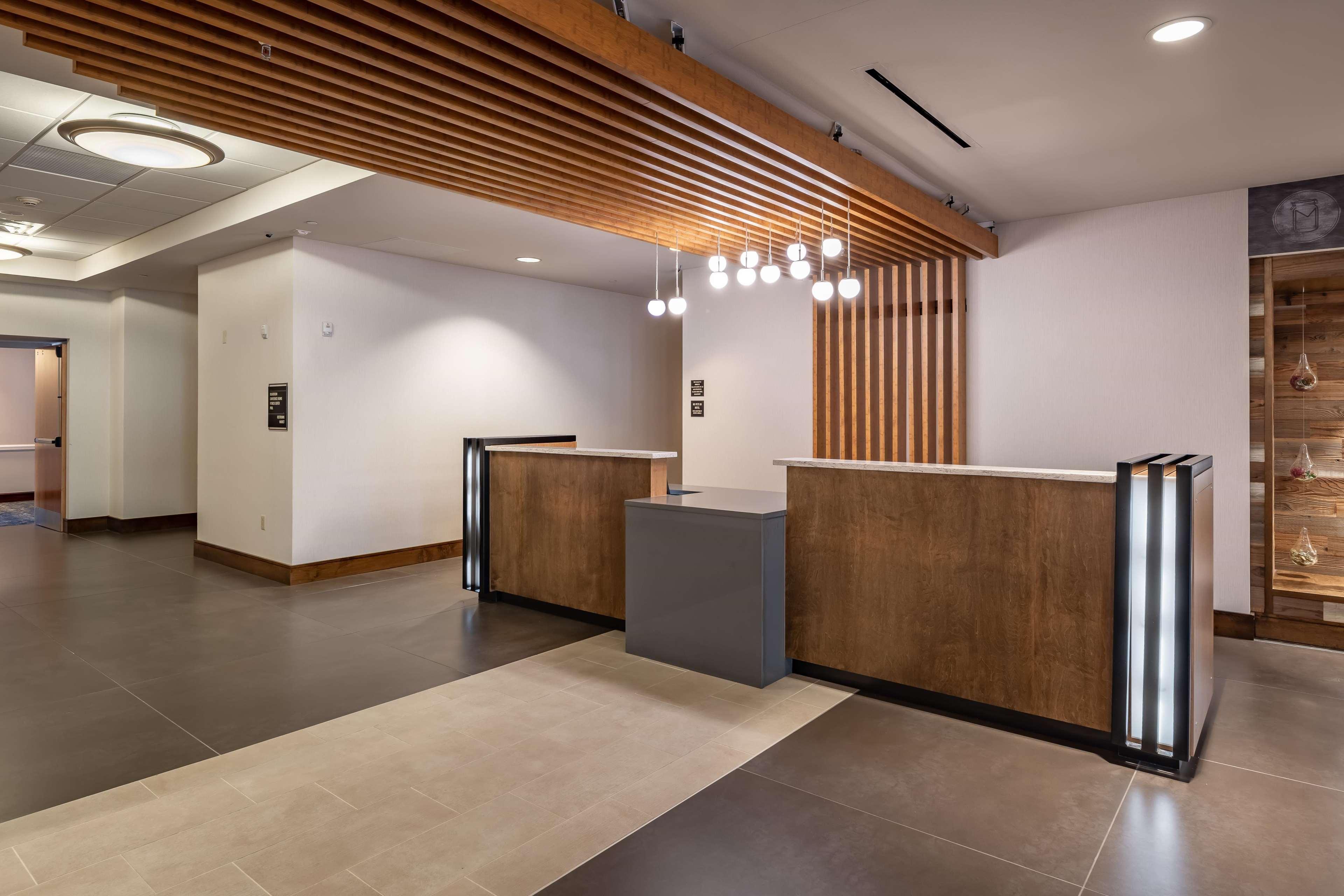 Doubletree By Hilton Dallas-farmers Branch 4*