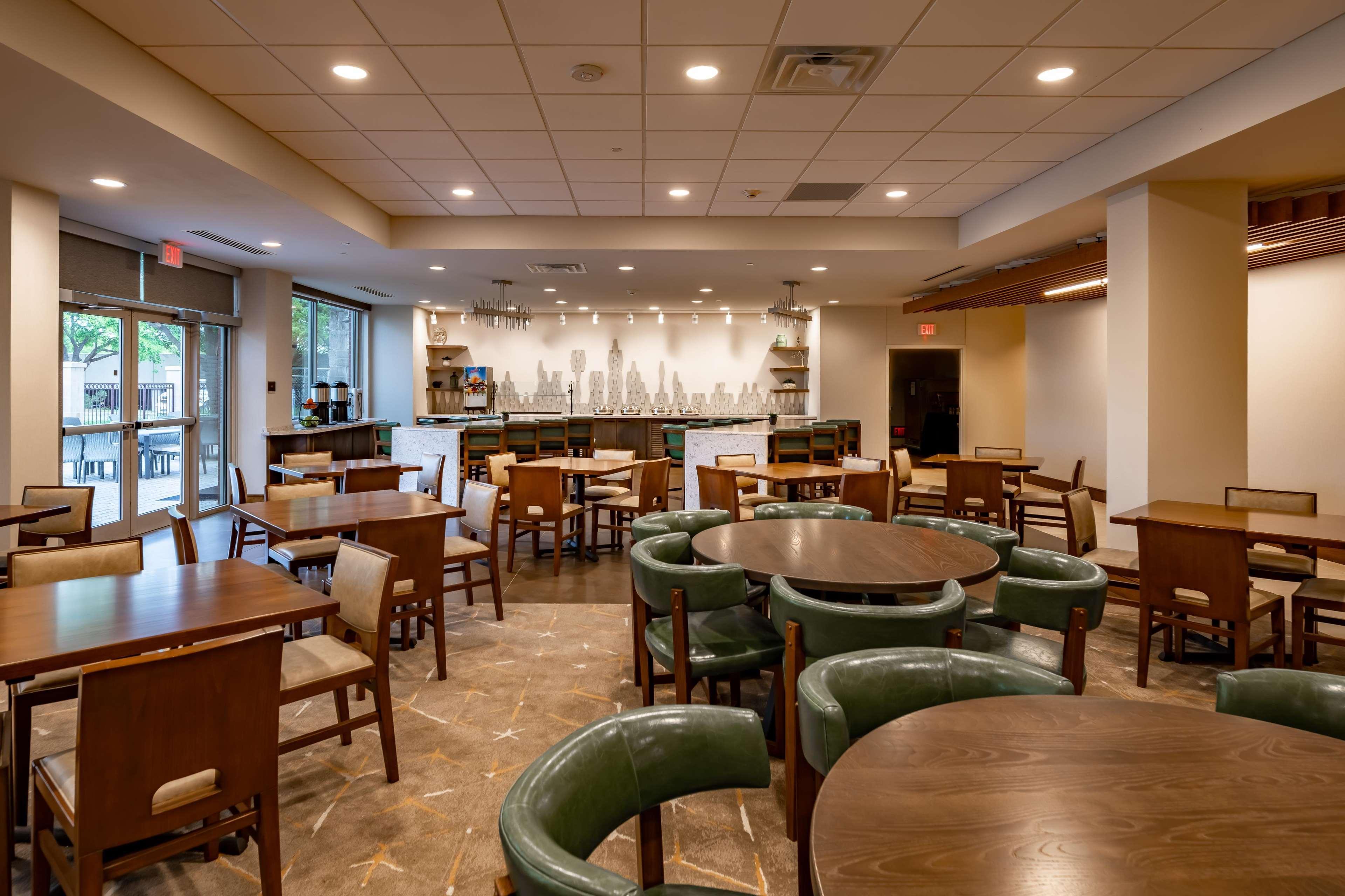 Doubletree By Hilton Dallas-farmers Branch 4*