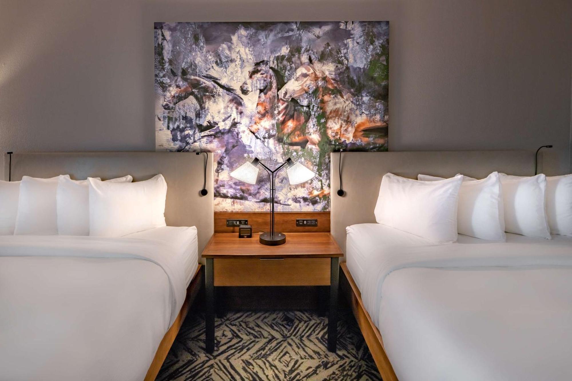 Hotel Doubletree By Hilton Dallas-farmers Branch Farmers Branch