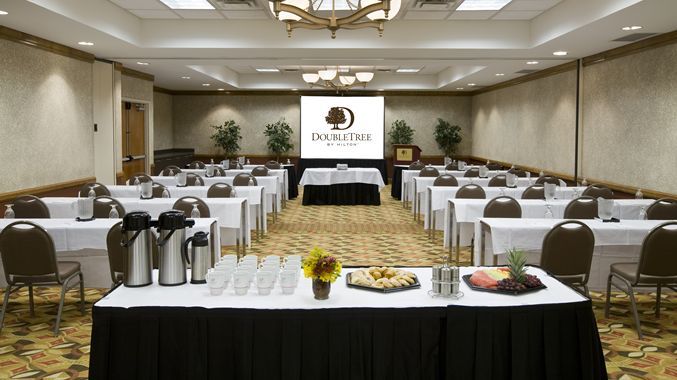 Doubletree By Hilton Dallas-farmers Branch Hotel